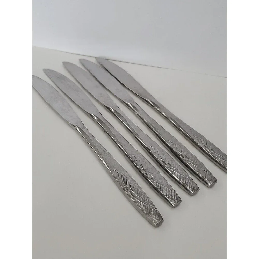 Northland Stainless (Japan) Burnished Pattern #OHS125 By‎ Oneida (16 Piece Lot)